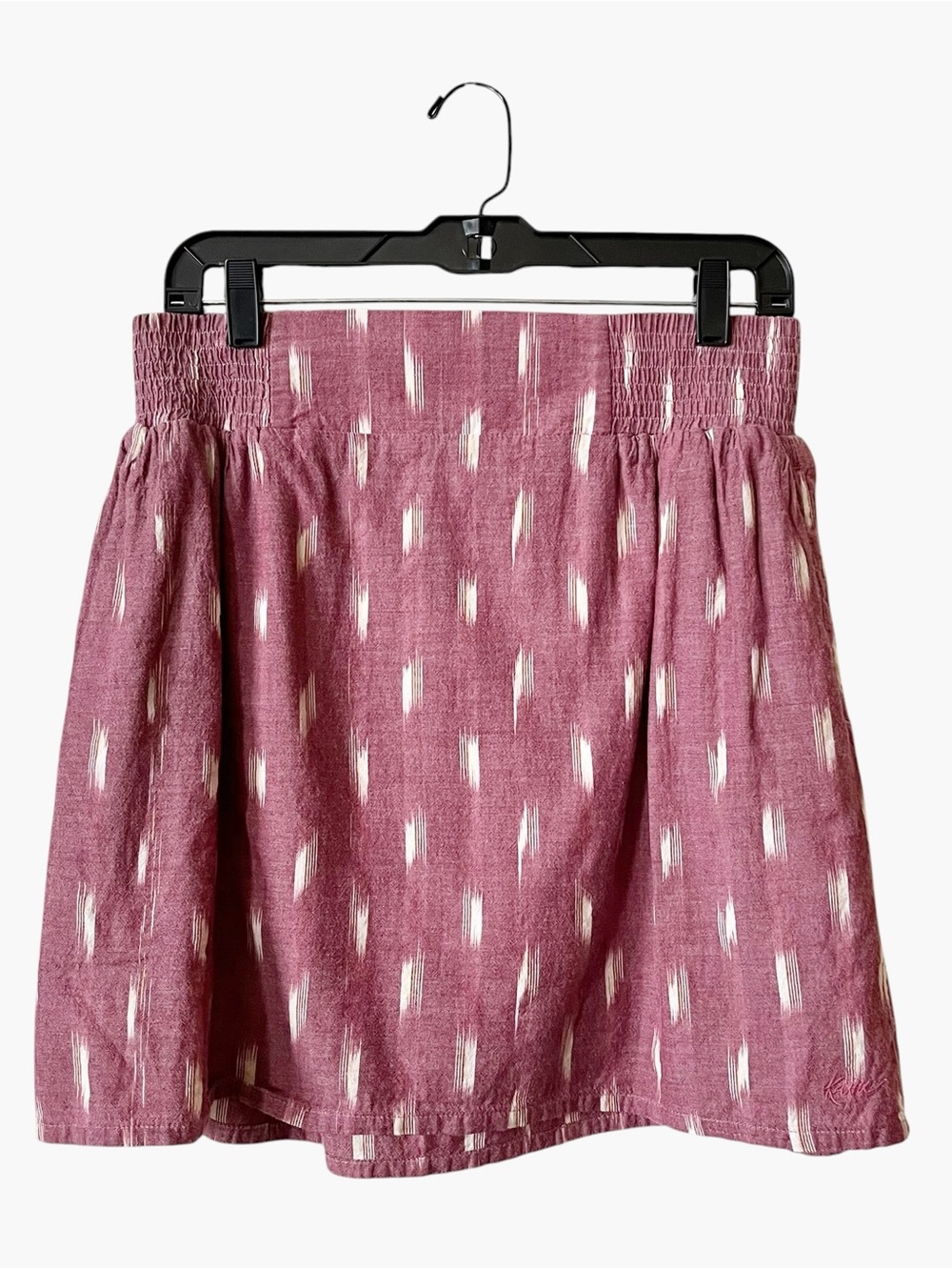 KAVU Cedar Mini Skirt Women Size S Pink Ikat Print Pull On Smocked Waist Pockets